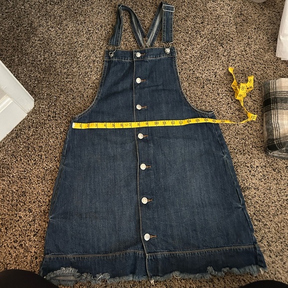 Overall dress - Picture 8 of 8